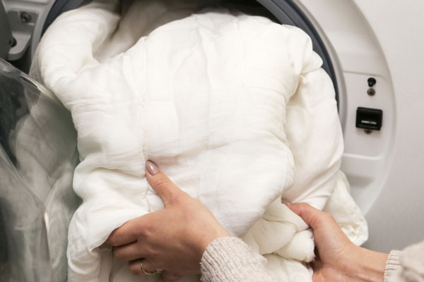 Learn More About Comforter Blanket Cleaning